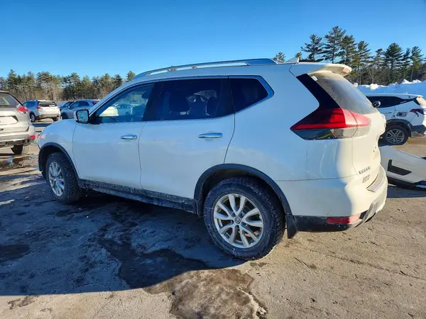 JN8AT2MV7LW100907 2020 NISSAN ROGUE - Image 2