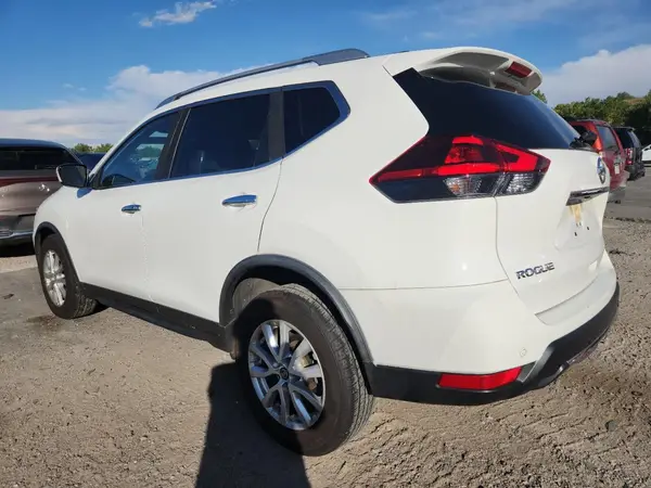 JN8AT2MV7LW105380 2020 NISSAN ROGUE - Image 2