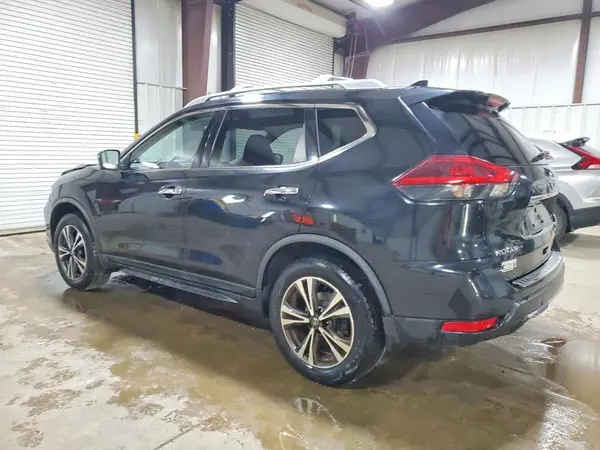 JN8AT2MV7LW109736 2020 NISSAN ROGUE - Image 2