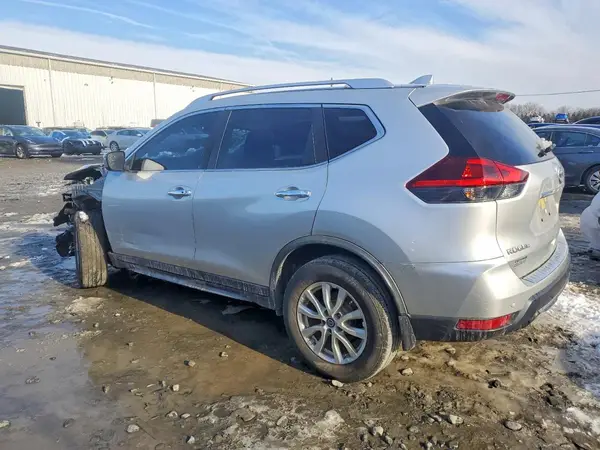 JN8AT2MV7LW114578 2020 NISSAN ROGUE - Image 2