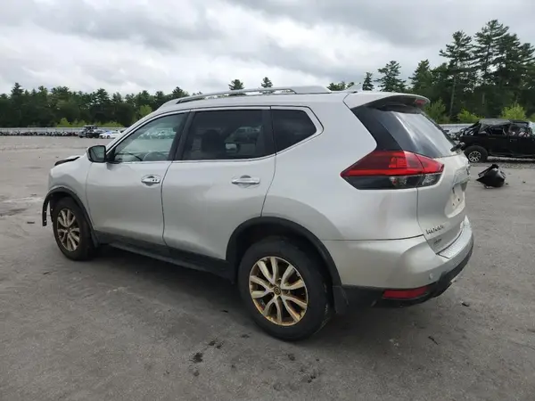 JN8AT2MV7LW117903 2020 NISSAN ROGUE - Image 2