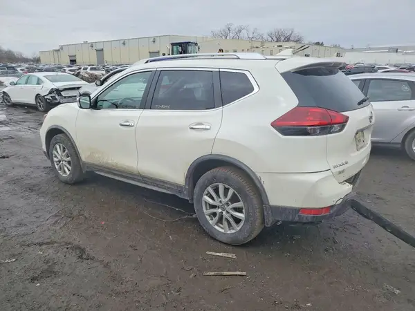 JN8AT2MV7LW121336 2020 NISSAN ROGUE - Image 2