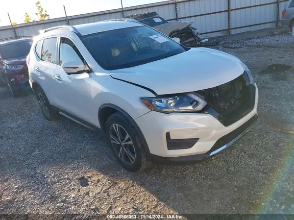 JN8AT2MV7LW132420 2020 NISSAN ROGUE - Image 1