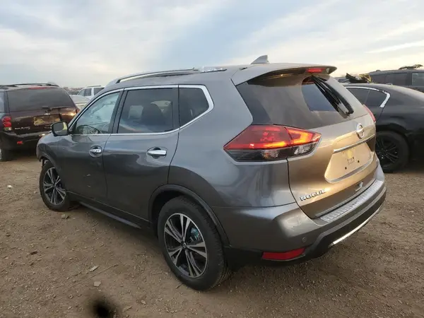 JN8AT2MV7LW132661 2020 NISSAN ROGUE - Image 2