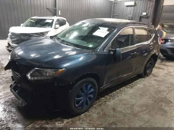 JN8AT2MV8GW130536 2016 NISSAN ROGUE - Image 2