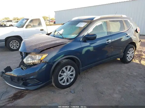 JN8AT2MV8GW132772 2016 NISSAN ROGUE - Image 2
