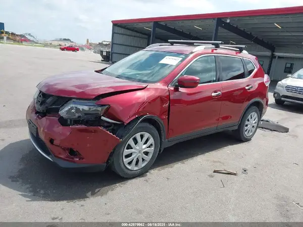 JN8AT2MV8GW132920 2016 NISSAN ROGUE - Image 2
