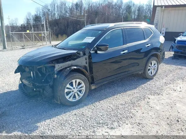 JN8AT2MV8GW134974 2016 NISSAN ROGUE - Image 2