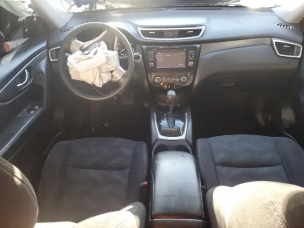 JN8AT2MV8GW136188 2016 NISSAN ROGUE - Image 8