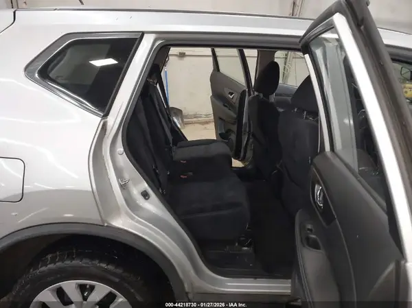 JN8AT2MV8GW138085 2016 NISSAN ROGUE - Image 8