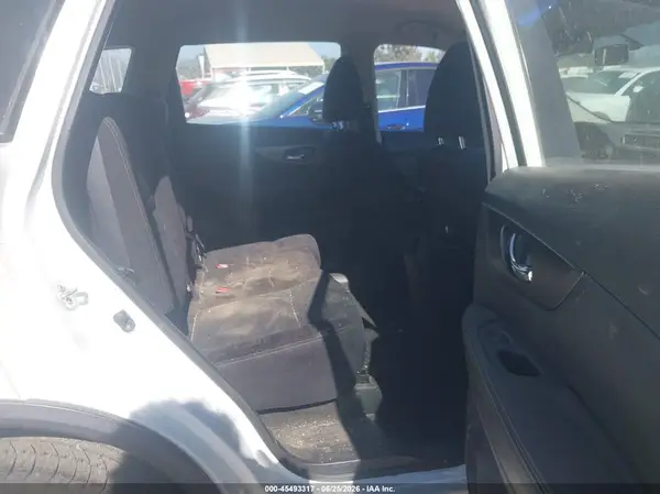 JN8AT2MV8GW139348 2016 NISSAN ROGUE - Image 8