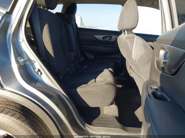JN8AT2MV8GW141018 2016 NISSAN ROGUE - Image 8
