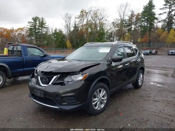 JN8AT2MV8GW141830 2016 NISSAN ROGUE - Image 2