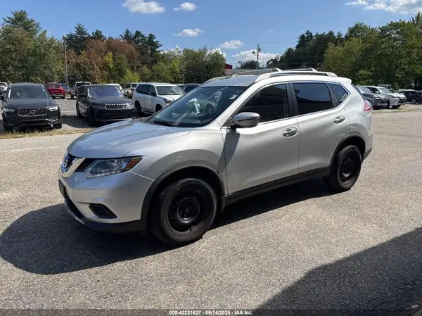 JN8AT2MV8GW143450 2016 NISSAN ROGUE - Image 2