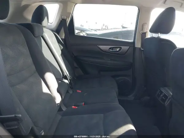 JN8AT2MV8GW145375 2016 NISSAN ROGUE - Image 8