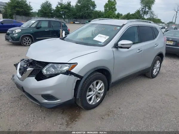 JN8AT2MV8GW145781 2016 NISSAN ROGUE - Image 2