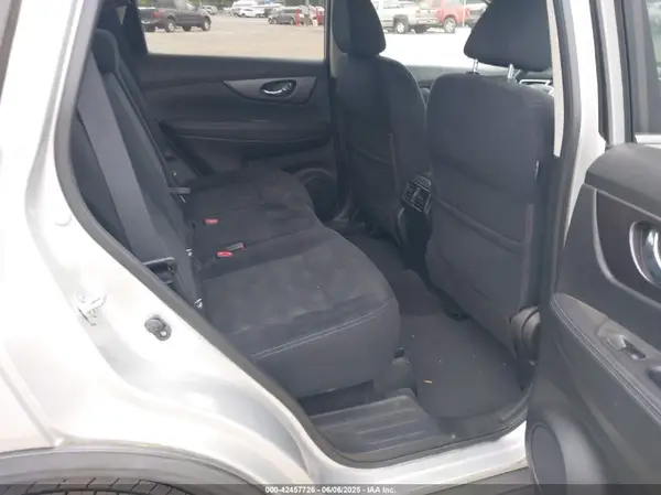JN8AT2MV8GW145781 2016 NISSAN ROGUE - Image 8