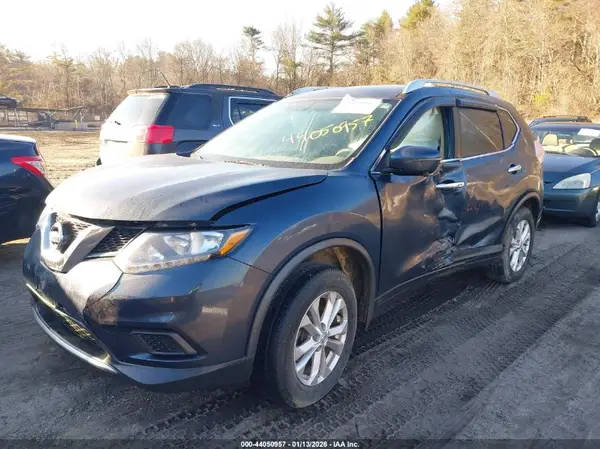 JN8AT2MV8GW153055 2016 NISSAN ROGUE - Image 2