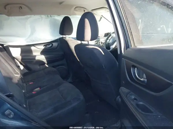 JN8AT2MV8GW153055 2016 NISSAN ROGUE - Image 8