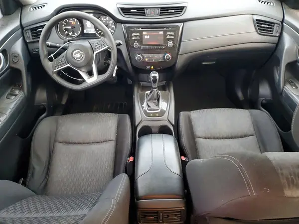 JN8AT2MV8HW001519 2017 NISSAN ROGUE - Image 8