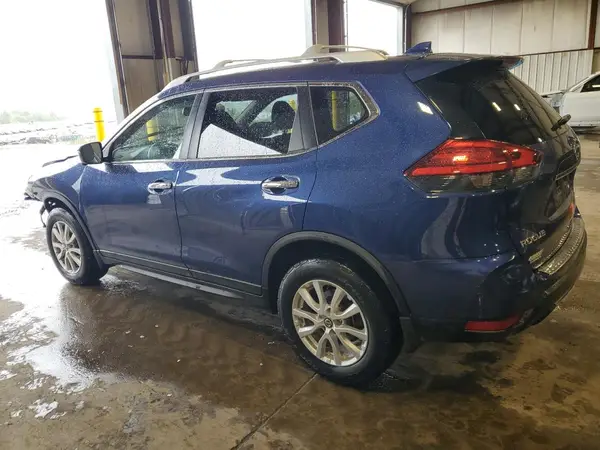 JN8AT2MV8HW001892 2017 NISSAN ROGUE - Image 2