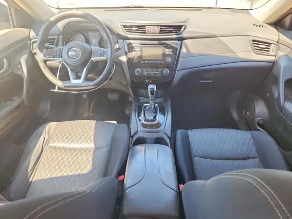 JN8AT2MV8HW004131 2017 NISSAN ROGUE - Image 8