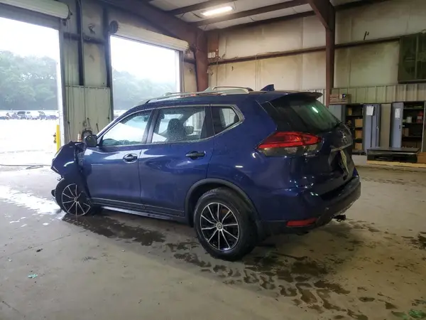 JN8AT2MV8HW006123 2017 NISSAN ROGUE - Image 2