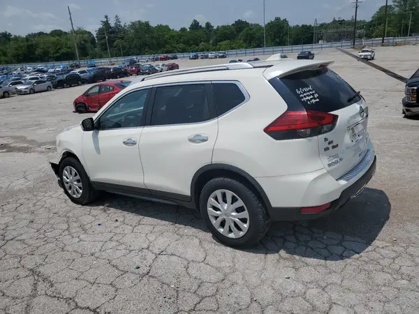 JN8AT2MV8HW007756 2017 NISSAN ROGUE - Image 2