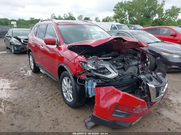 JN8AT2MV8HW008146 2017 NISSAN ROGUE - Image 1