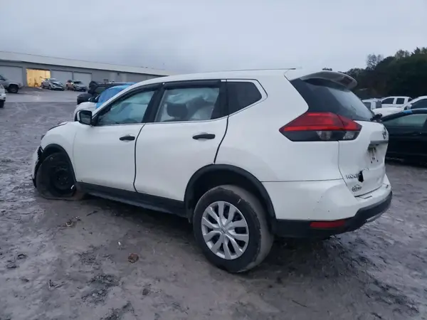 JN8AT2MV8HW008227 2017 NISSAN ROGUE - Image 2