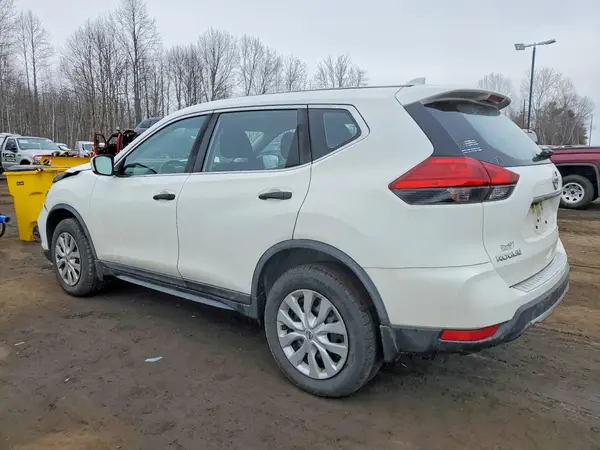 JN8AT2MV8HW010821 2017 NISSAN ROGUE - Image 2
