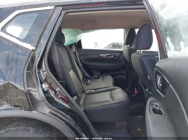 JN8AT2MV8HW011418 2017 NISSAN ROGUE - Image 8