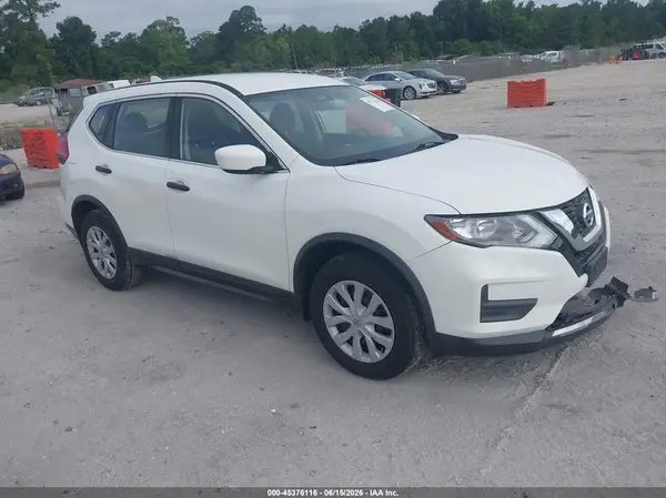 JN8AT2MV8HW011502 2017 NISSAN ROGUE - Image 1