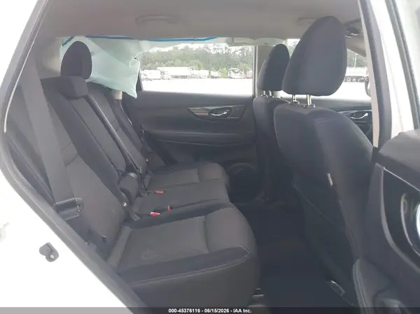 JN8AT2MV8HW011502 2017 NISSAN ROGUE - Image 8