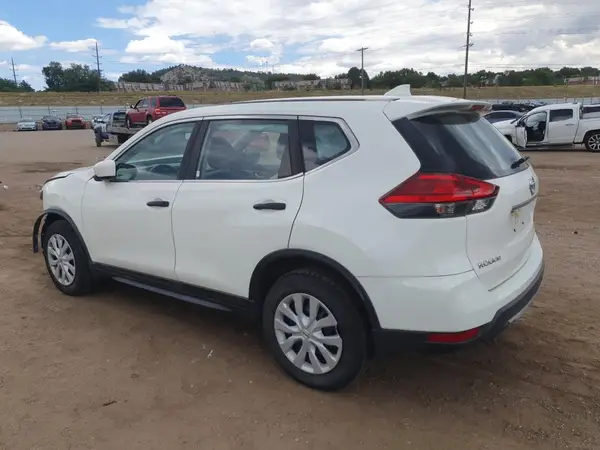 JN8AT2MV8HW013413 2017 NISSAN ROGUE - Image 2