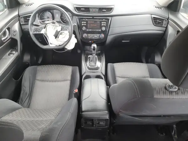 JN8AT2MV8HW013413 2017 NISSAN ROGUE - Image 8
