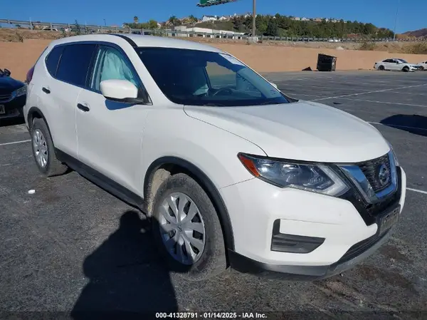 JN8AT2MV8HW013606 2017 NISSAN ROGUE - Image 1