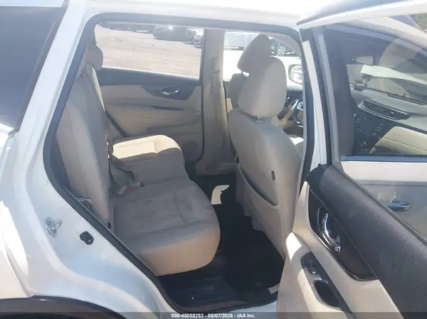 JN8AT2MV8HW016067 2017 NISSAN ROGUE - Image 8