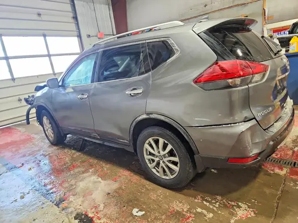 JN8AT2MV8HW016229 2017 NISSAN ROGUE - Image 2