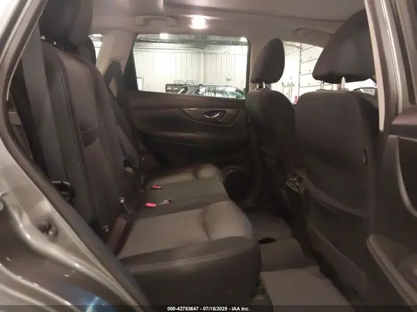 JN8AT2MV8HW018658 2017 NISSAN ROGUE - Image 8