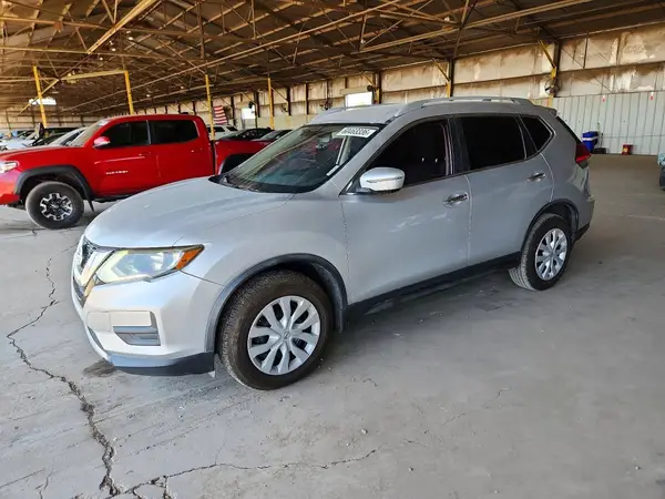 JN8AT2MV8HW019986 2017 NISSAN ROGUE - Image 1