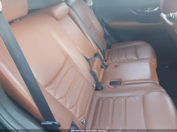 JN8AT2MV8HW021012 2017 NISSAN ROGUE - Image 8