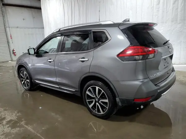 JN8AT2MV8HW021060 2017 NISSAN ROGUE - Image 2