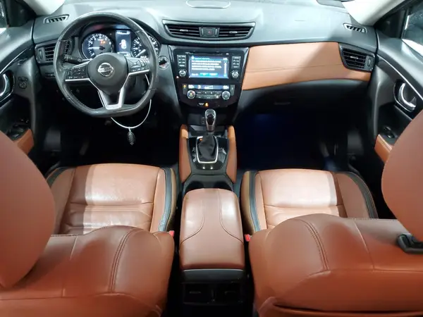 JN8AT2MV8HW021060 2017 NISSAN ROGUE - Image 8
