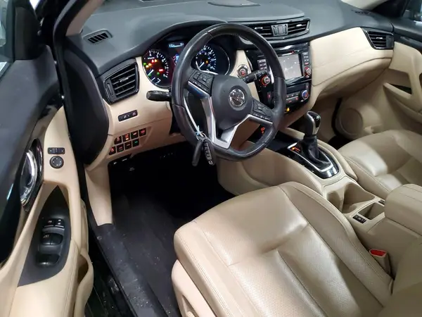 JN8AT2MV8HW022032 2017 NISSAN ROGUE - Image 8