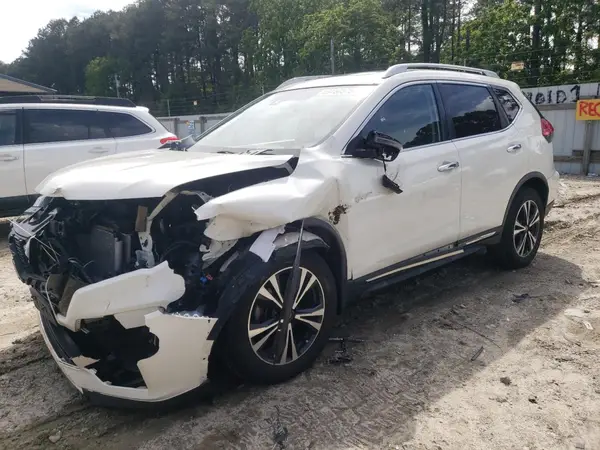JN8AT2MV8HW023777 2017 NISSAN ROGUE - Image 1