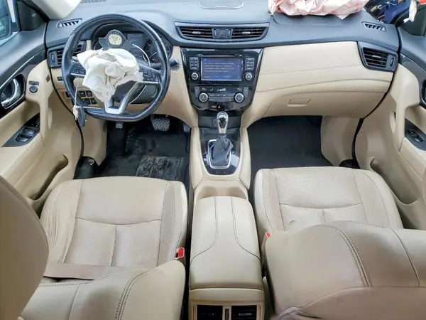JN8AT2MV8HW023813 2017 NISSAN ROGUE - Image 8