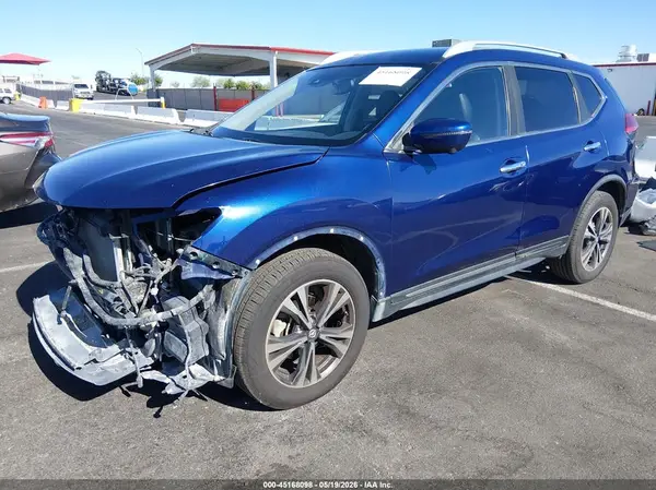 JN8AT2MV8HW025044 2017 NISSAN ROGUE - Image 2