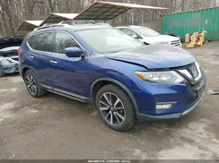 JN8AT2MV8HW025884 2017 NISSAN ROGUE