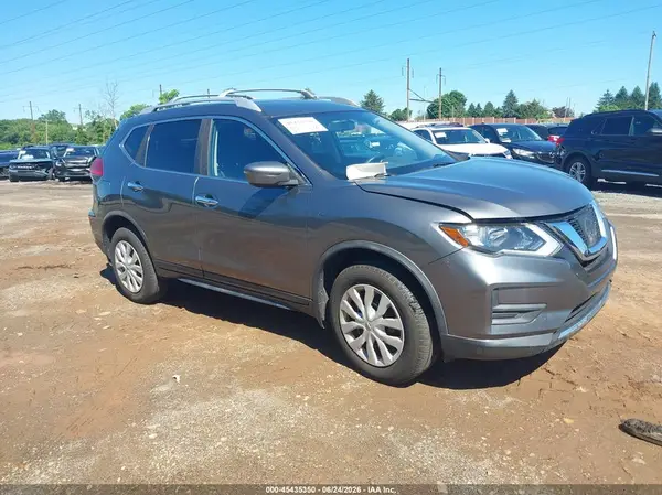 JN8AT2MV8HW026856 2017 NISSAN ROGUE - Image 1